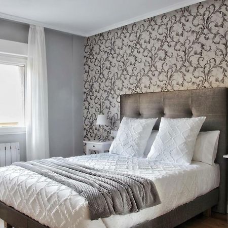 Apartamentos Bahia San Lorenzo Хихон Екстериор снимка