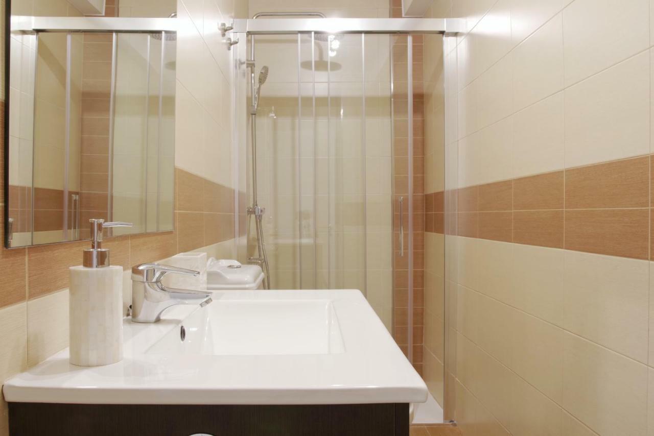 Apartamentos Bahia San Lorenzo Хихон Екстериор снимка